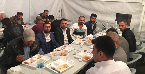 Birlikte iftar yaptılar