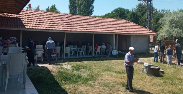 Küçük Keşlik Köyü’nde aşure etkinliği