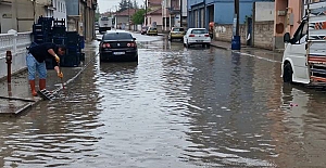 Alaca'da sağanak hayatı olumsuz etkiledi