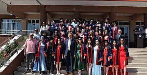 Alaca Şehit Mehmet Kocakaya Fen Lisesi’nde mezuniyet coşkusu